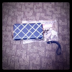 All About the Benjamin wallet and wristlet